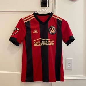 flaunts united jersey